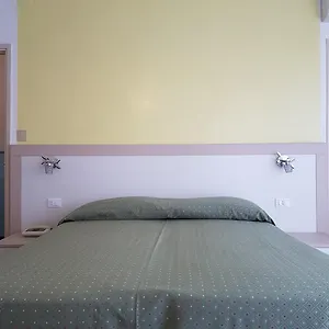 2* Hotel Mignon